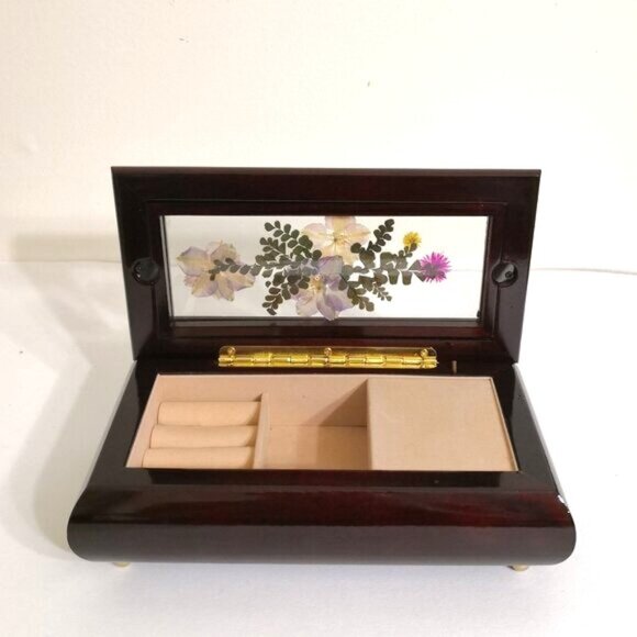 Jewelry - Wood Dried Flower Musical Jewelry Box -Nadia's Theme